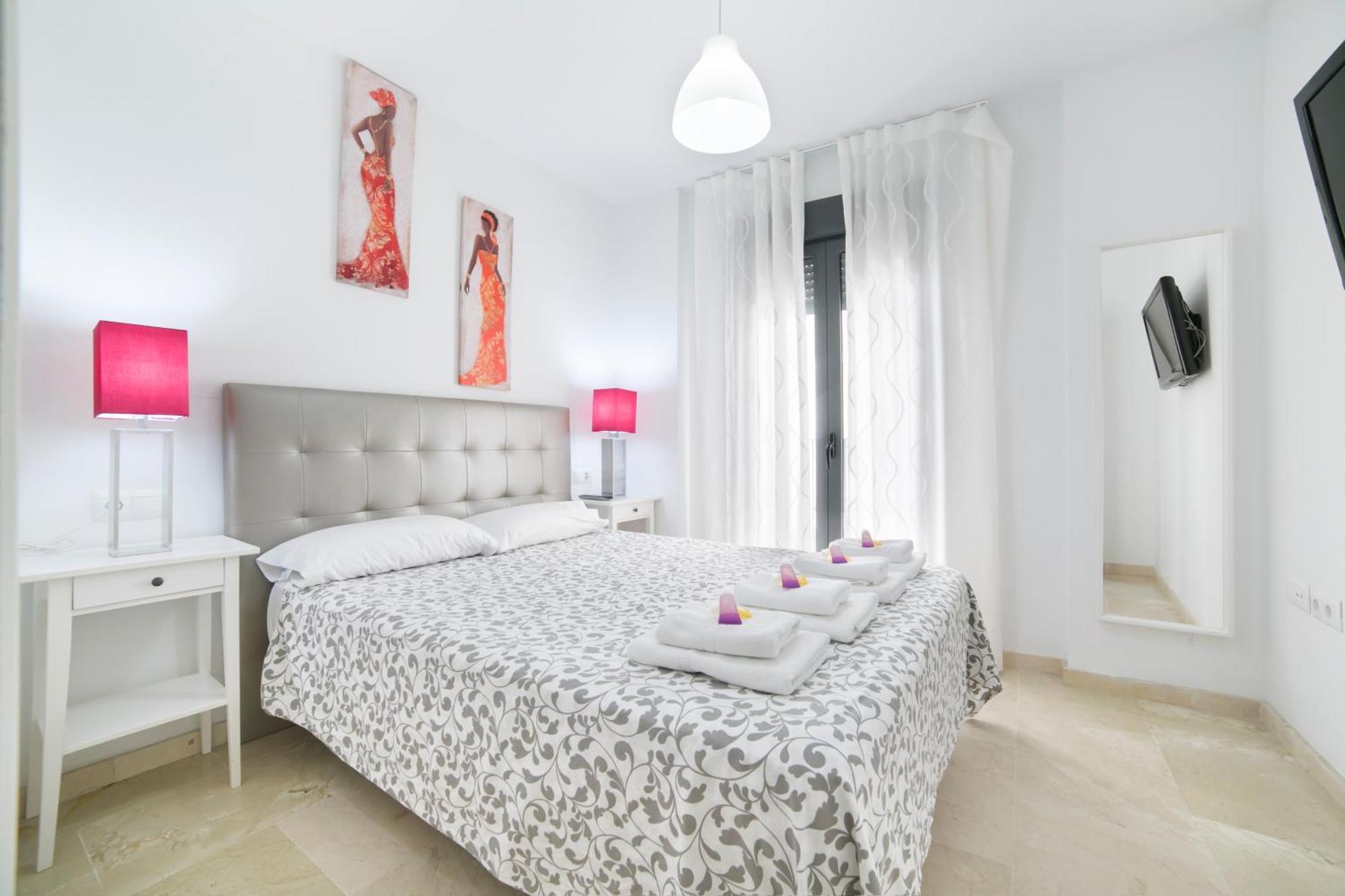 Apartamentos Salamanca Málaga Kamer foto