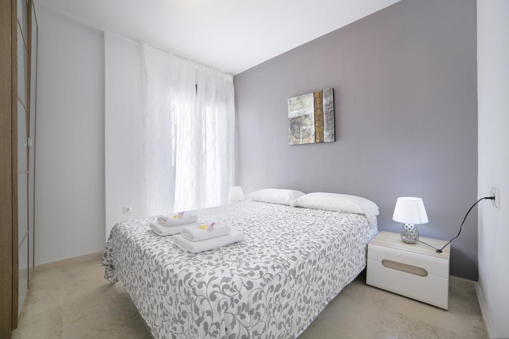 Apartamentos Salamanca Málaga Kamer foto